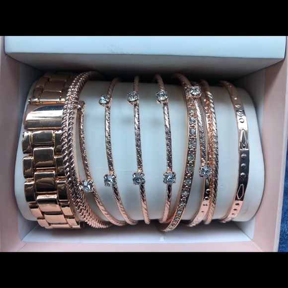 Watch & Bracelets - Picture 2 of 3